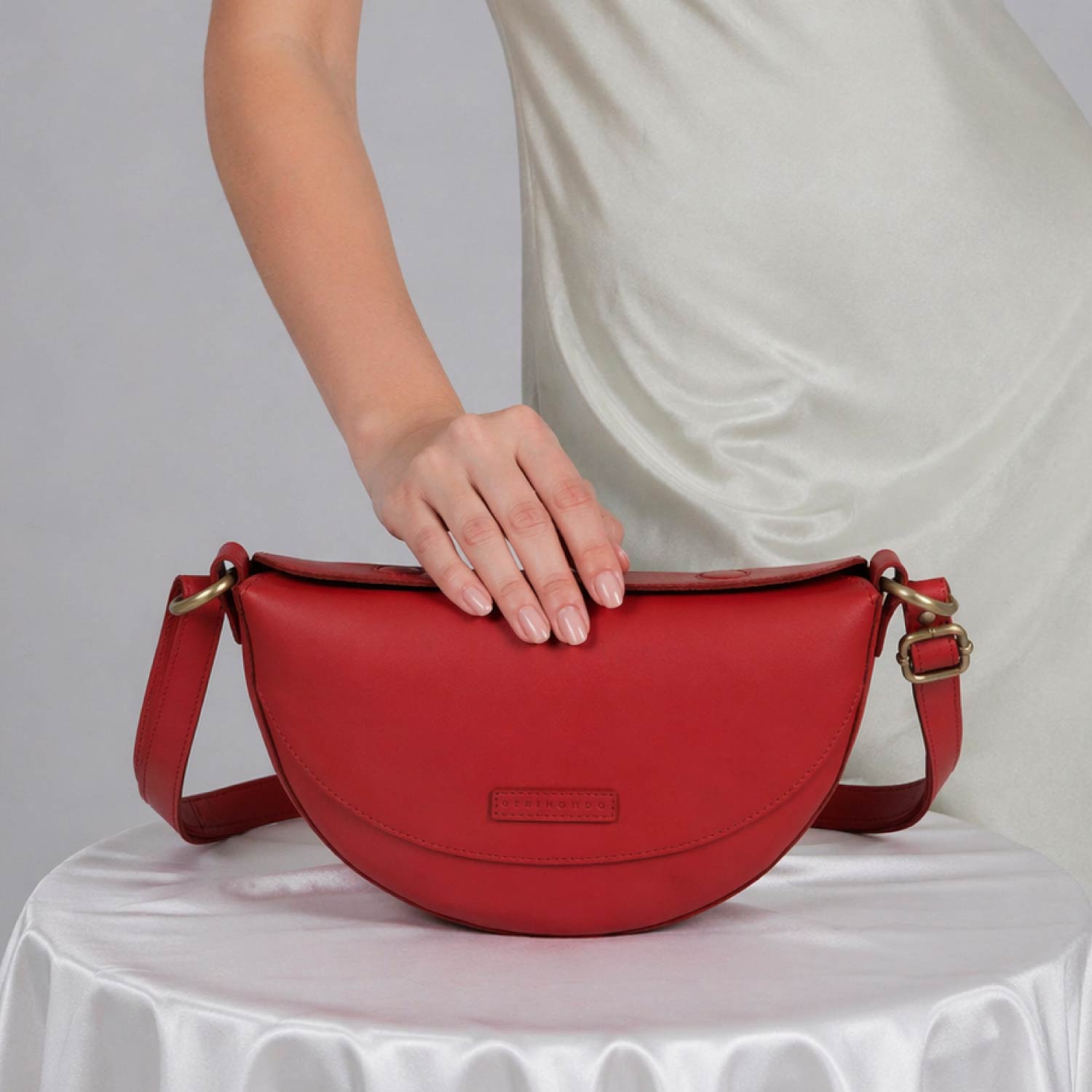 #Color_Crimson Red