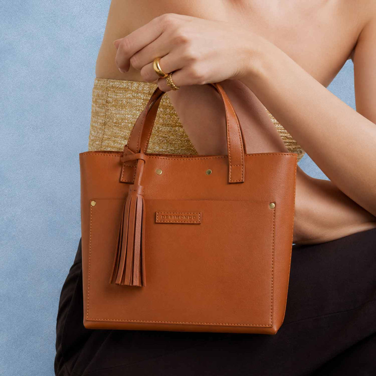 #Color_Saddle Tan
